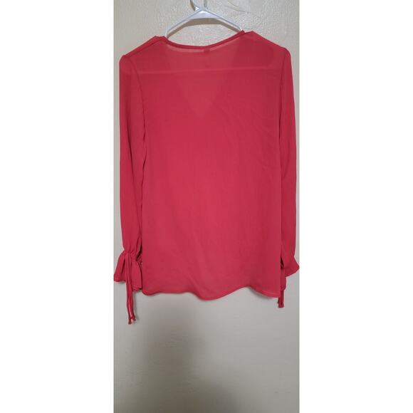 TYCHE ORNAGE BLOUSE SIZE M WITH CUTE DETAILES ON ITS LONG SLEEVES - Picture 3 of 5